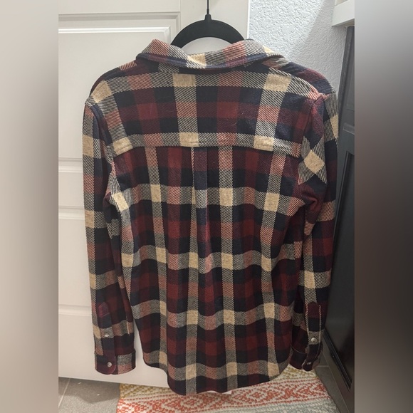 Faherty Red Blue and Beige Button Down Flannel Size S - Picture 2 of 4